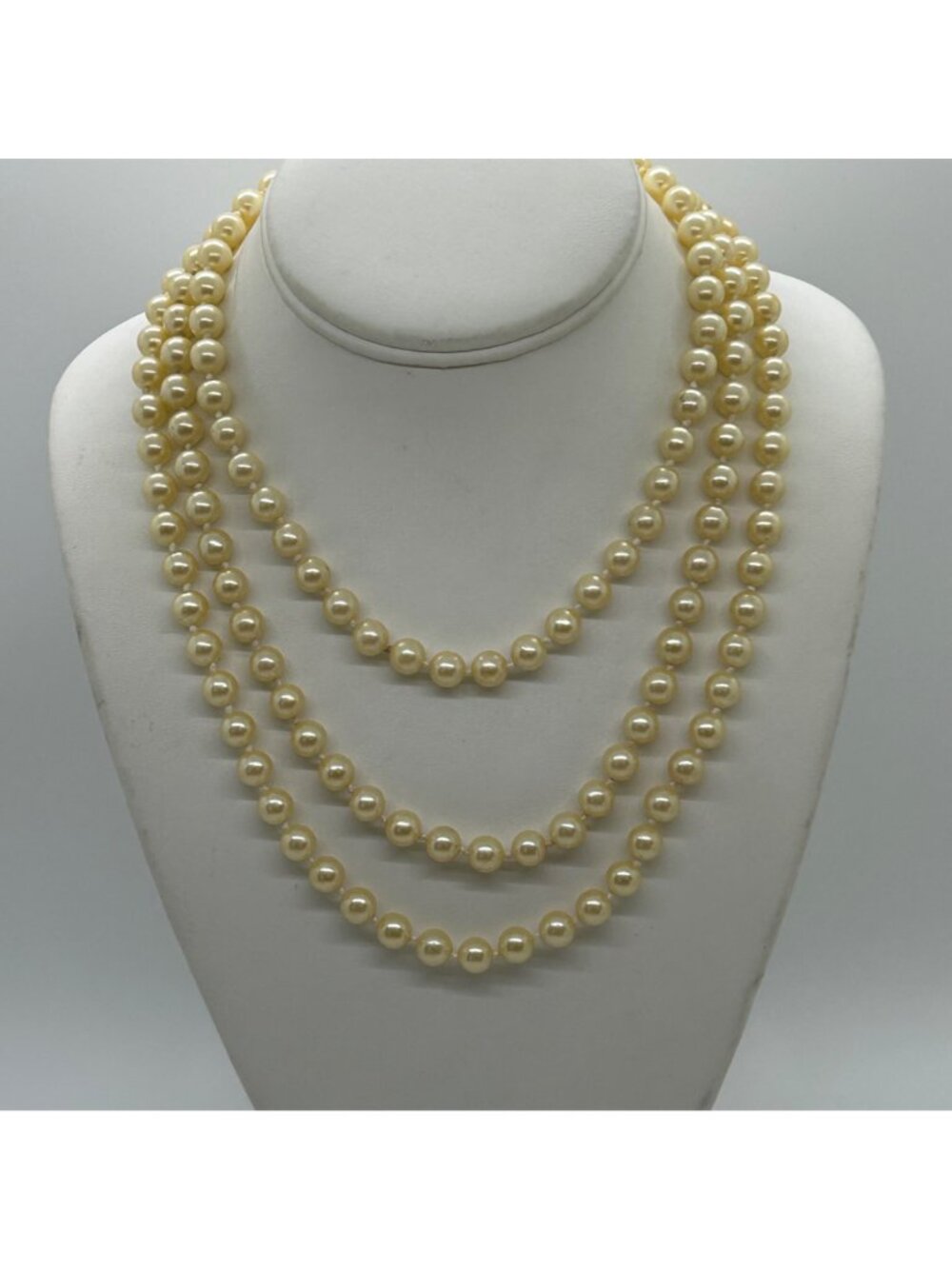 Vintage Avon Faux Pearl Multi-Strand Necklace 56" Long Elegant Flapper Length - Picture 4 of 13